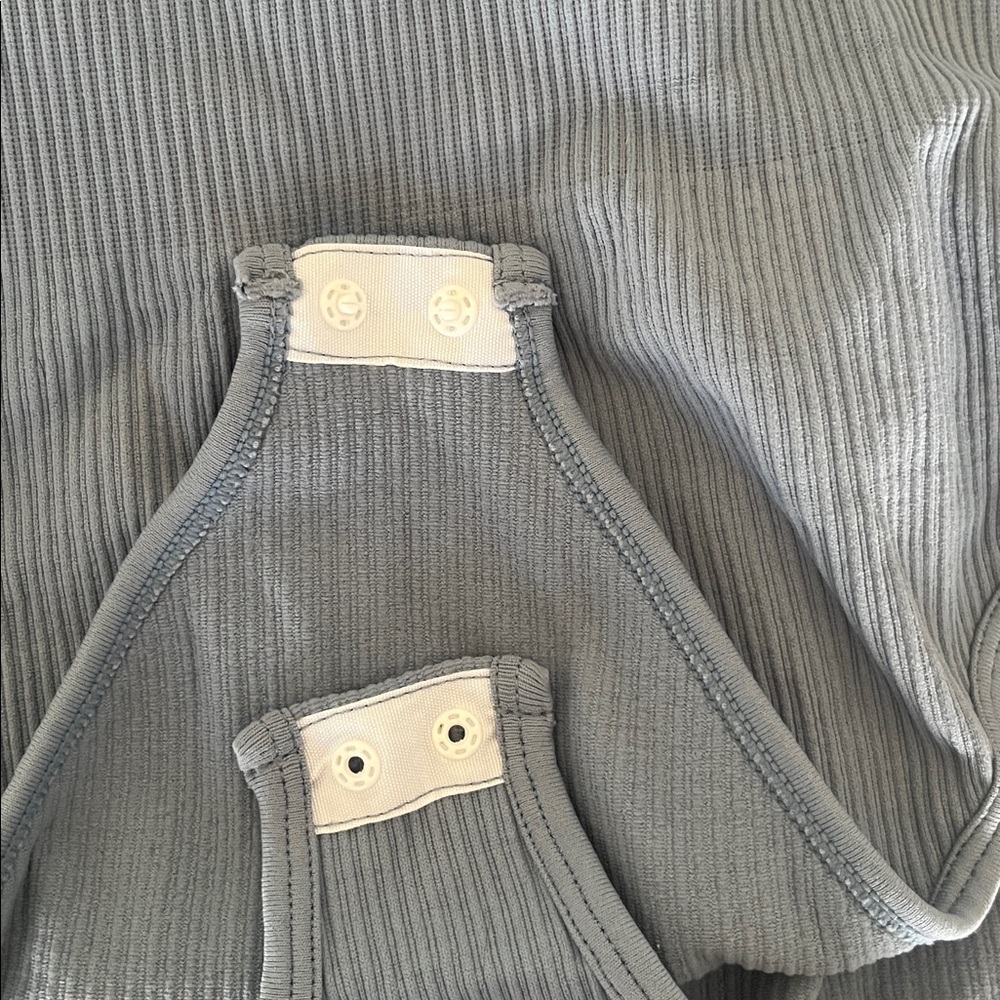 3 pack Ribbed Body Suits - Picture 2 of 2